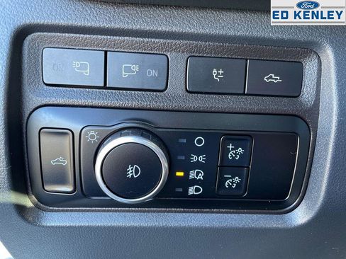 Used 2024 Ford F350 Platinum w/ Tremor Off-Road Package image 25