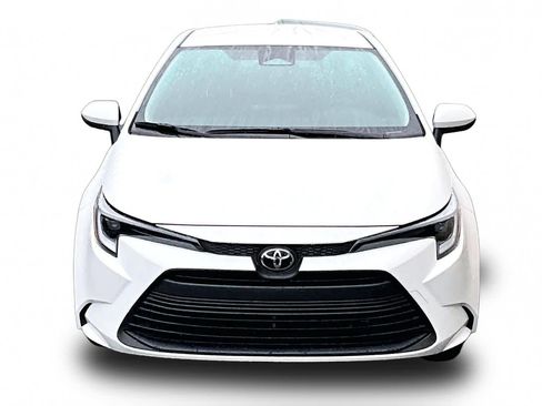 Certified 2026 Toyota Corolla LE FWD image 4