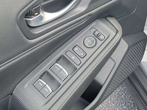 Used 2025 Honda Accord Sport image 17