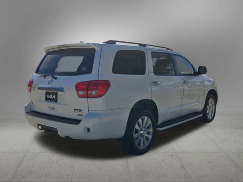 Used 2011 Toyota Sequoia Platinum image 6