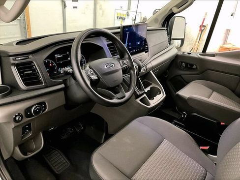 Used 2022 Ford Transit 350 XLT RWD image 12