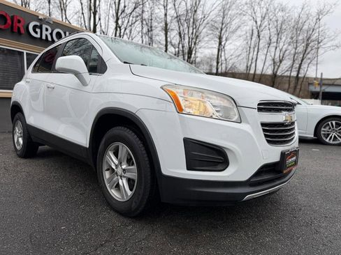 Used 2016 Chevrolet Trax LT image 4