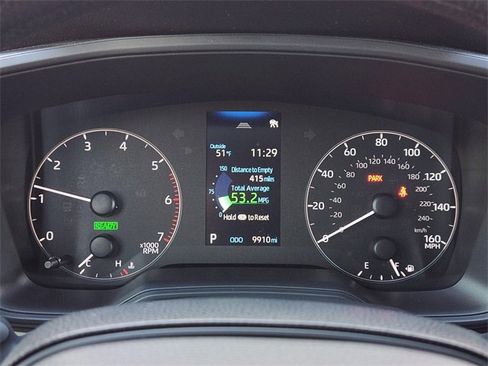 Used 2025 Toyota Corolla LE image 12