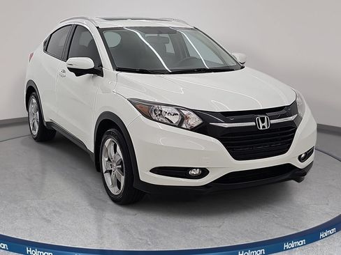 Used 2017 Honda HR-V EX-L image 3