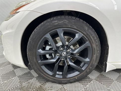 Used 2016 Nissan 370Z Coupe image 11