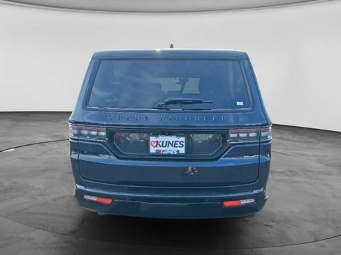 Used 2024 Jeep Grand Wagoneer L Series II w/ Quick Order Packagew 28T AWD/4WD image 6