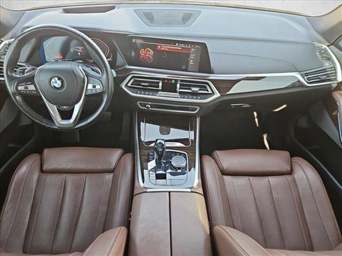 Used 2019 BMW X5 xDrive40i w/ Executive Package image 18