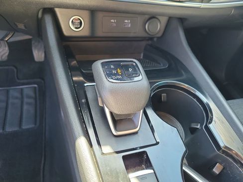 Used 2023 Nissan Rogue SV image 25