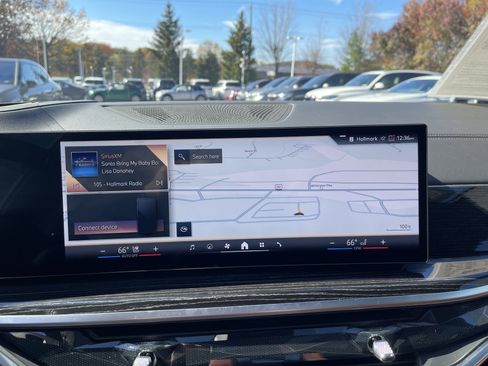 Certified 2025 BMW X5 xDrive40i w/ Executive Package image 13