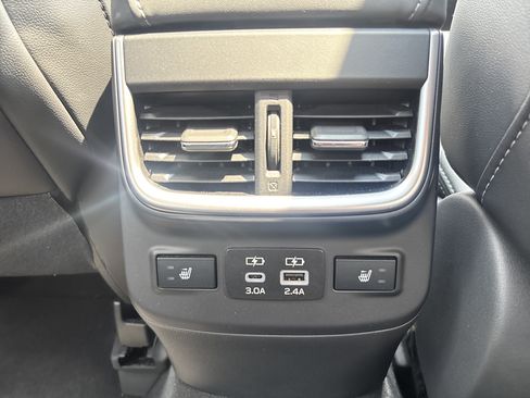 Certified 2024 Subaru Outback Limited AWD/4WD image 15