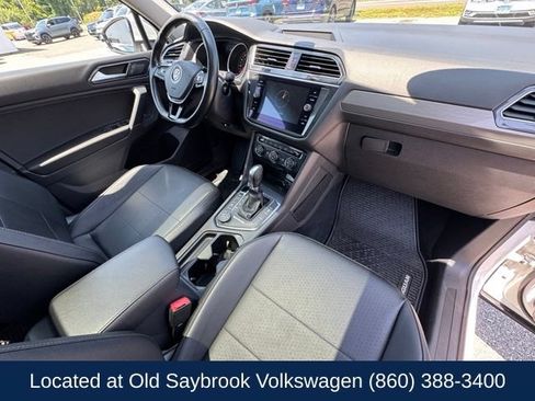 Used 2018 Volkswagen Tiguan SE w/ Panoramic Sunroof Package AWD/4WD image 28