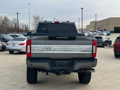 Used 2022 Ford F250 Limited image 11