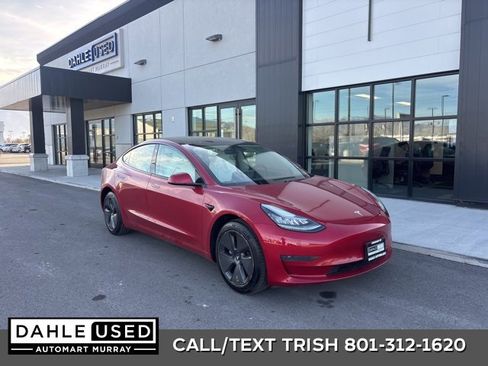 Used 2021 Tesla Model 3 Standard Range Plus image 1