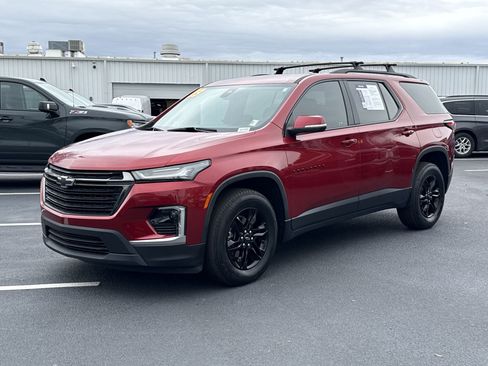 Certified 2023 Chevrolet Traverse LT image 5