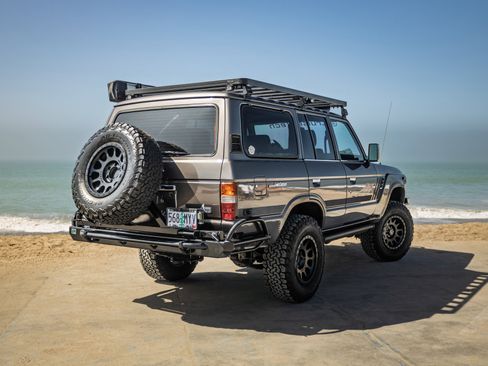 Used 1990 Toyota Land Cruiser AWD/4WD image 7