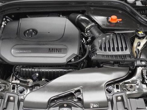 Used 2022 MINI Cooper 4-Door Hardtop FWD image 28