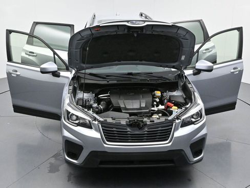 Used 2020 Subaru Forester Premium AWD/4WD image 40