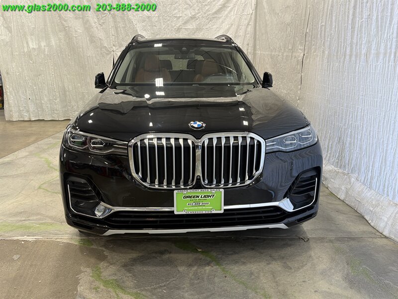 Used 2022 BMW X7 xDrive40i w/ Parking Assistance Package AWD/4WD image 19