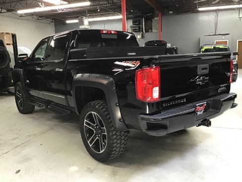 Used 2017 Chevrolet Silverado 1500 High Country AWD/4WD image 7