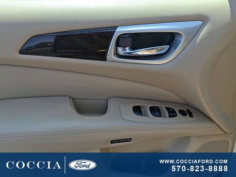Used 2013 Nissan Pathfinder SL w/ SL Premium Pkg AWD/4WD image 13