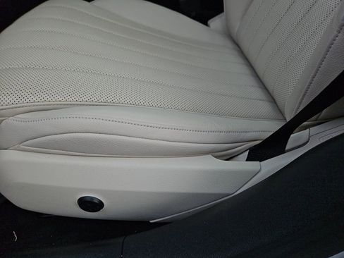 Used 2024 Mercedes-Benz E 450 4MATIC Sedan image 21