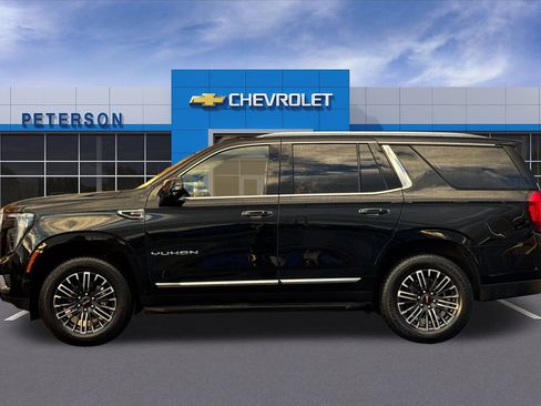 Certified 2025 GMC Yukon Elevation w/ LPO, Floor Liner Package image 7