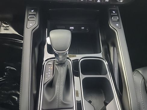 Used 2025 Kia Telluride EX w/ EX Captain's Chair Package AWD/4WD image 35