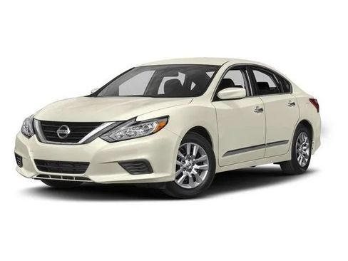 Used 2017 Nissan Altima 2.5 S w/ Power Driver Seat Package FWD image 4