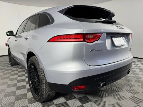 Used 2017 Jaguar F-PACE Premium AWD/4WD image 24