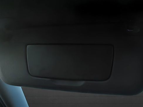 Used 2022 GMC Yukon SLT w/ SLT Premium Package image 29