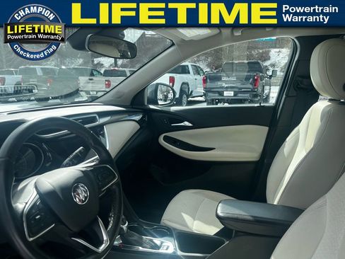 Used 2021 Buick Encore GX Preferred w/ Cold Weather Comfort Package image 16