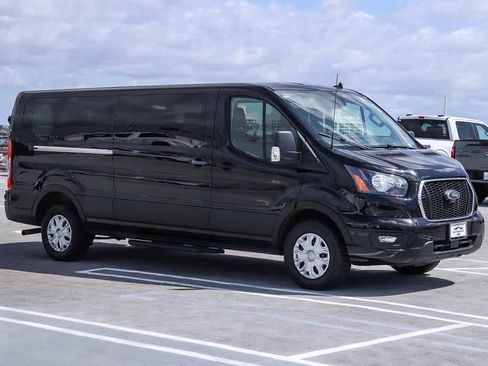 Used 2024 Ford Transit 350 XLT RWD image 3