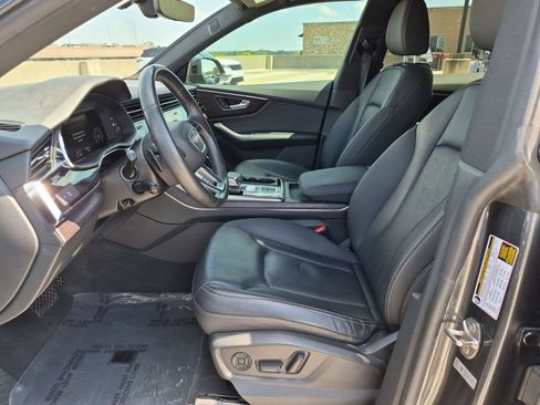 Used 2021 Audi Q8 Premium Plus w/ Premium Plus Package AWD/4WD image 9