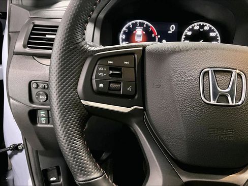 Used 2025 Honda Ridgeline TrailSport image 21