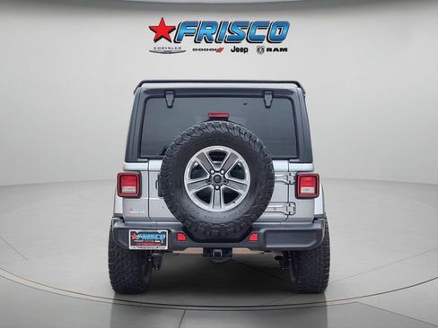 Used 2020 Jeep Wrangler Unlimited Sahara AWD/4WD image 6