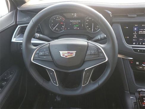 Certified 2024 Cadillac XT5 Luxury w/ LPO, Floor Liner Package image 29