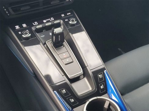 Used 2024 Porsche 911 Carrera GTS image 32