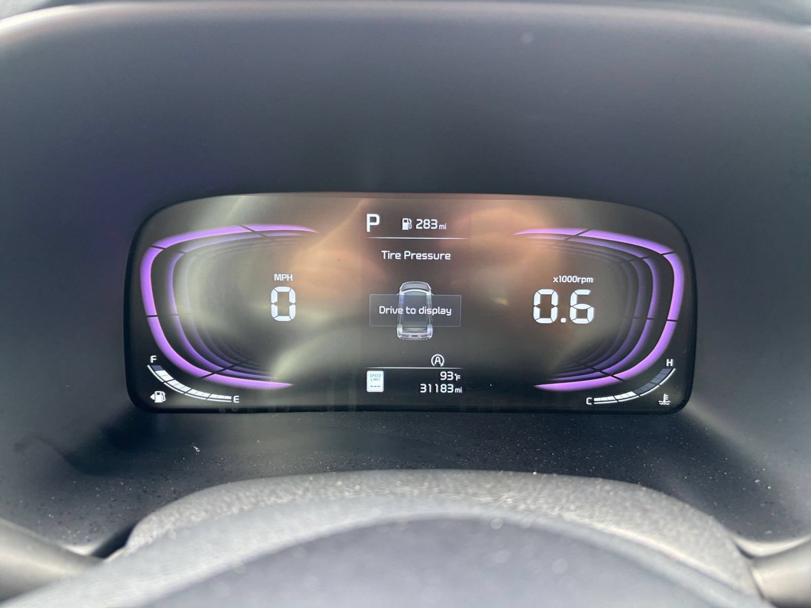 Used 2025 Kia Soul LX w/ LX Technology Package FWD image 37