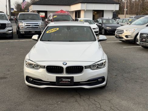 Used 2016 BMW 328i xDrive Sedan AWD/4WD image 3