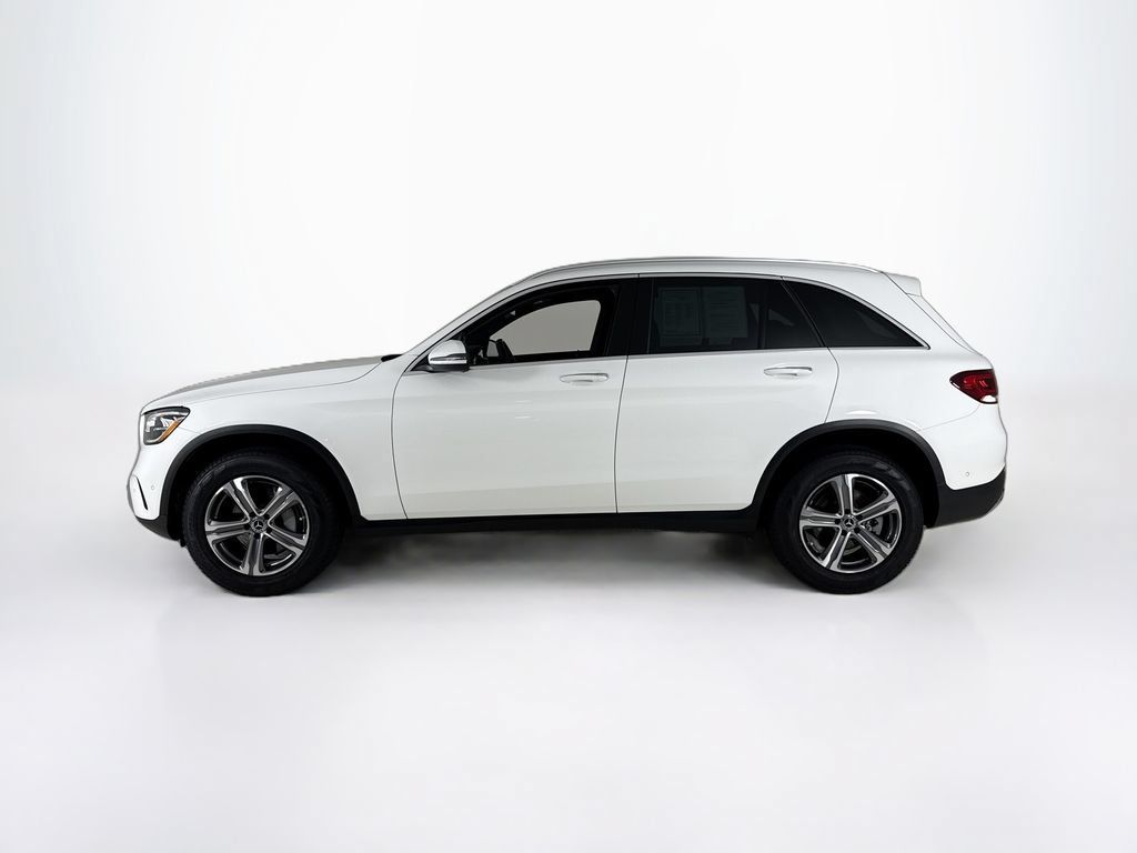 Used 2022 Mercedes-Benz GLC 300 image 2