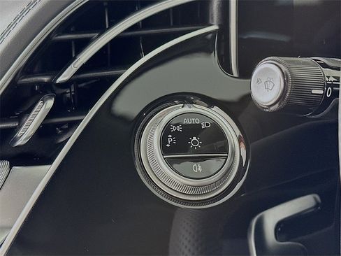 New 2026 Mercedes-Benz E 53 AMG e 4MATIC Sedan image 10