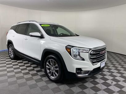 Used 2024 GMC Terrain SLT