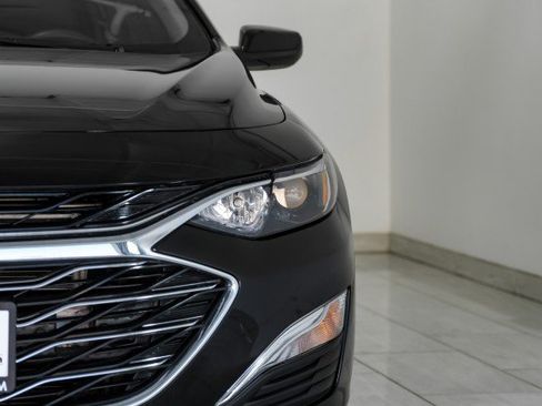 Used 2021 Chevrolet Malibu LS image 31
