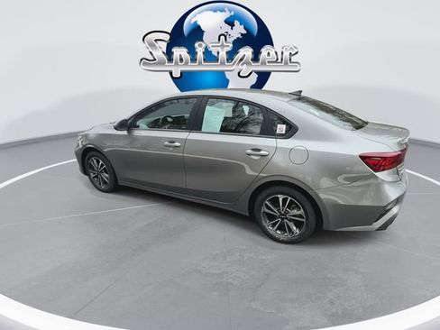 Used 2024 Kia Forte LXS image 7