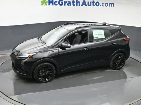 New 2027 Chevrolet Bolt RS FWD image 18