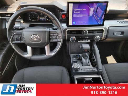 Used 2025 Toyota Tacoma TRD Off-Road AWD/4WD image 26