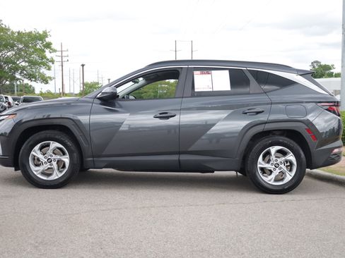 Used 2024 Hyundai Tucson SEL FWD image 2