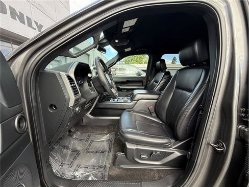 Used 2019 Ford Expedition Max XLT w/ Equipment Group 202A RWD image 7