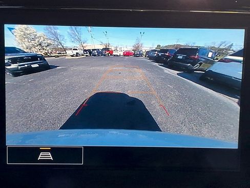 Certified 2023 Chevrolet Traverse LT w/ LPO, Floor Liner Package image 17