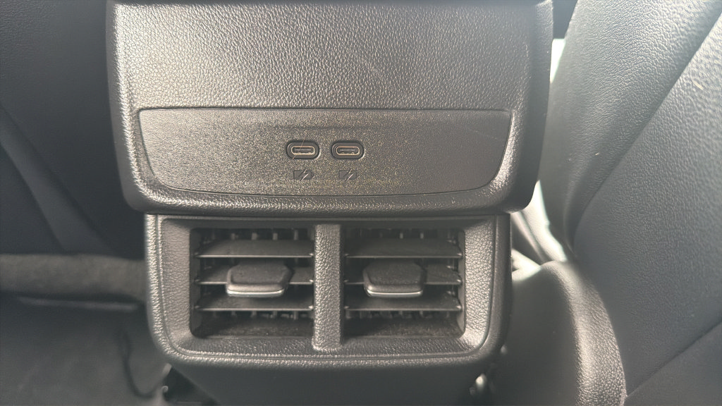 Used 2026 Chevrolet Equinox LT w/ Convenience Package II AWD/4WD image 17